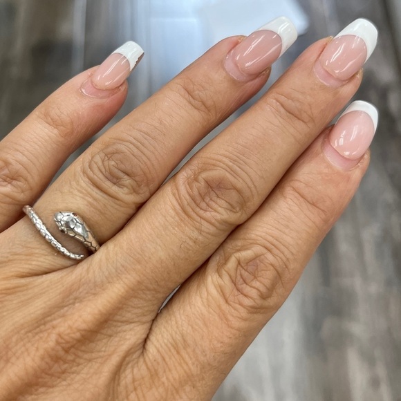 Sterling Silver Snake Ring size 5 6 7 8 9 10 11 - Picture 4 of 6